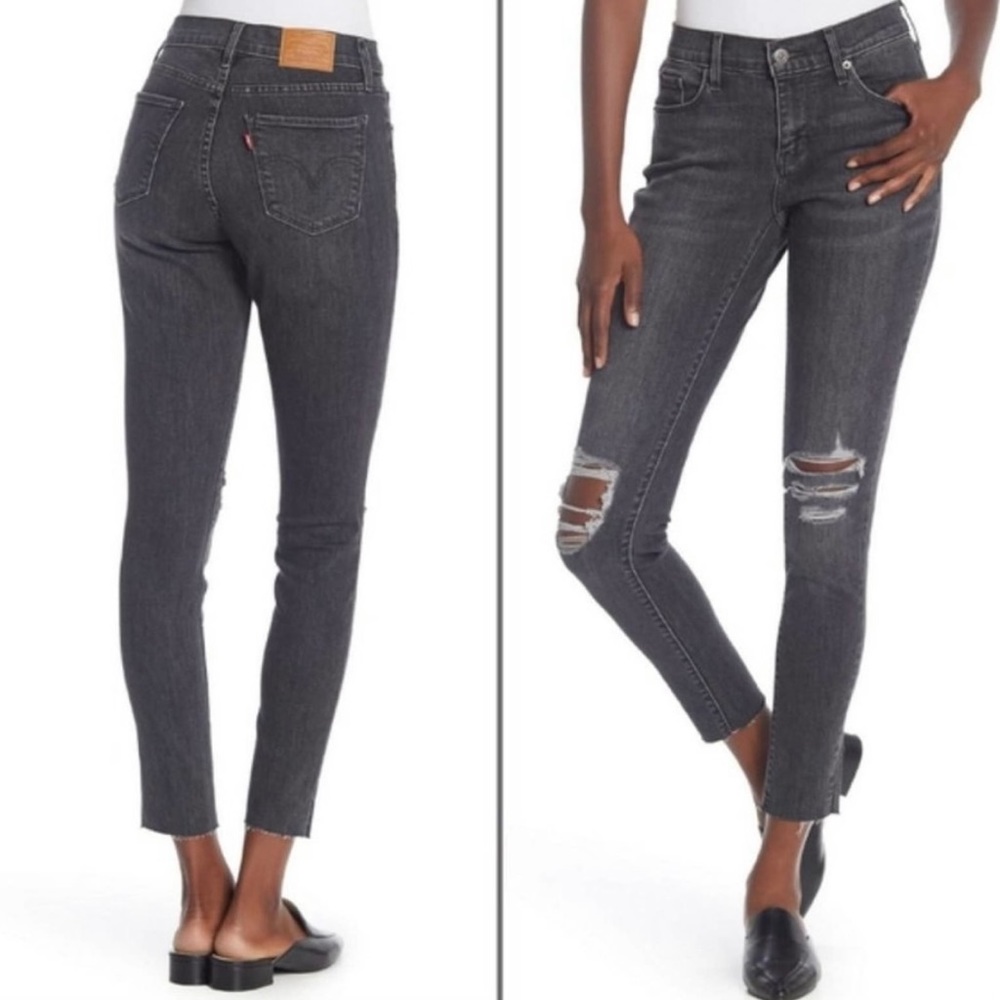 Levi’s Curvy skinny distressed jeans